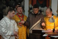 В тюремном храме исправительной колонии № 89 состоялось праздничное богослужение