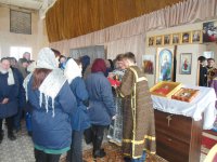 01.04.12 Архииерейское служение в 34-й  женской колонии в г. Днепродзержинске
