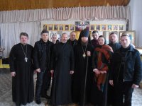 01.04.12 Архииерейское служение в 34-й  женской колонии в г. Днепродзержинске