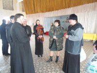 01.04.12 Архииерейское служение в 34-й  женской колонии в г. Днепродзержинске
