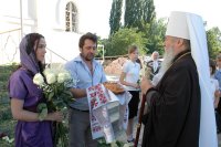Правящий Архиерей возглавил престольное торжество в храме Всех Русских святых при духовно-образовательном центре жилмассива Одинковка