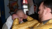Ще троє засуджених Дніпропетровської виправної колоні №89 пройшли Таїнство Святого Хрещення