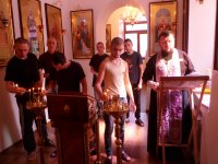 в Днепропетровском СИЗО состоялась Литургия в Храме Свт.Луки (Войно-Ясенецкого),которую возглавил, первый раз в стенах тюрьмы о.Богдан Каплун