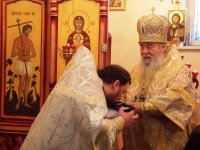 Митрополит Дніпропетровський і Павлоградський Іриней привітав з Днем народження отця Валентина Дорощука