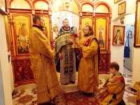 Митрополит Дніпропетровський і Павлоградський Іриней привітав з Днем народження отця Валентина Дорощука